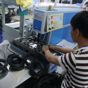 11.Auto-cutting Al-foil1